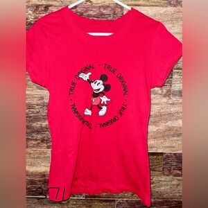 Disney, Red Tee, Size L
#0371